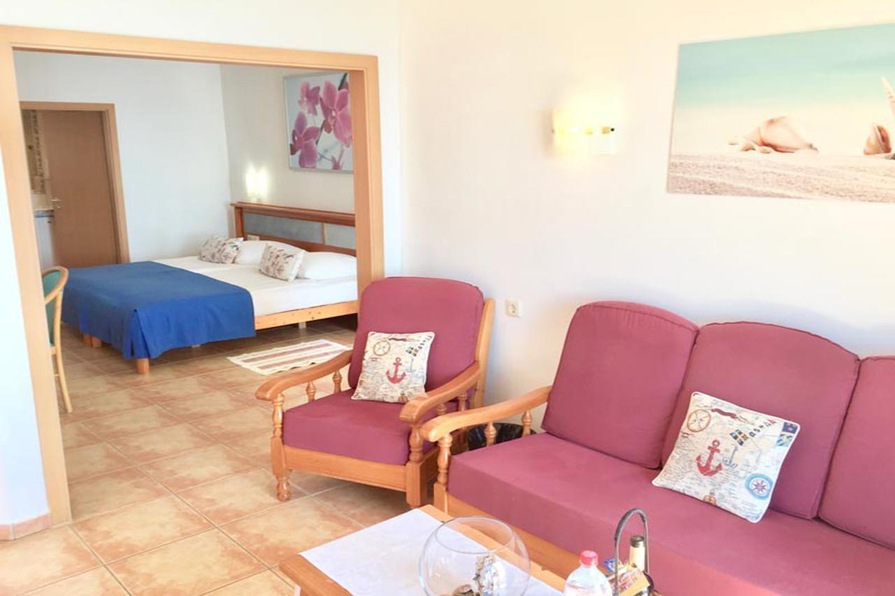 Esquinzo Suite Hotel Marina Playa מראה חיצוני תמונה